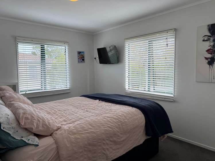 6b Millbrook Road Henderson_5