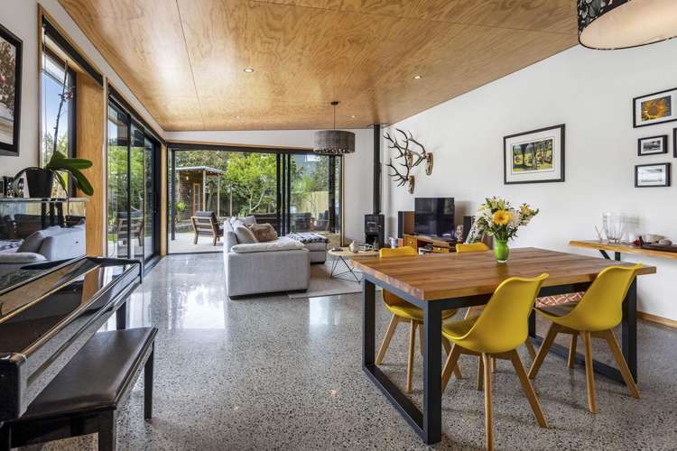 59 The Circle Manly_6