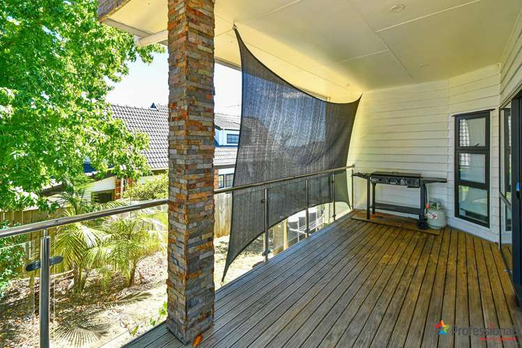 4225A Great North Road Glendene_13