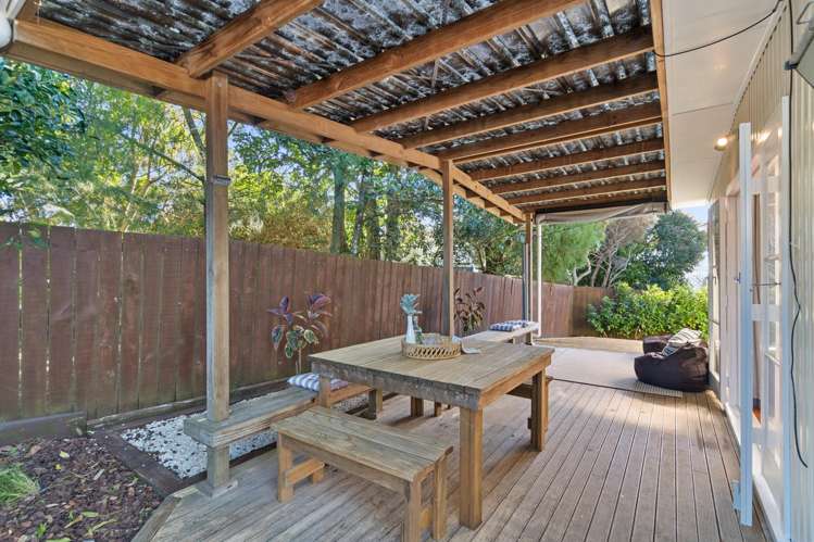 1A Talavera Place Te Atatu South_15