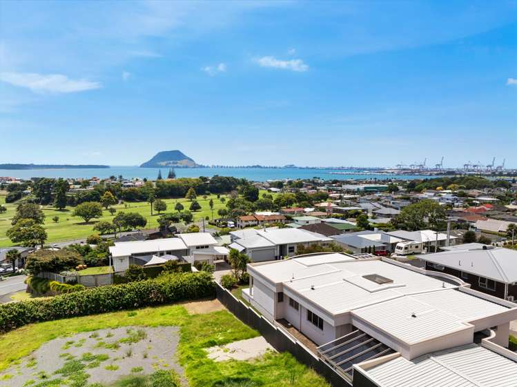 3 Seaview Road Otumoetai_33