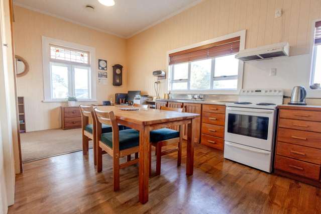 141 Weld Street Hokitika_3