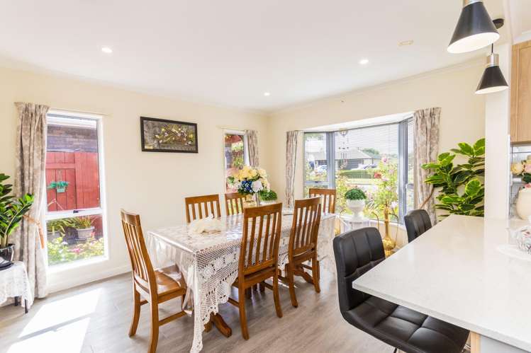 6 Royal Oak Drive Kelvin Grove_12