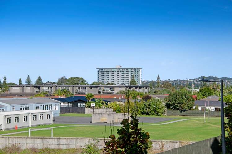 10 Rewa Rewa Lane Orewa_16