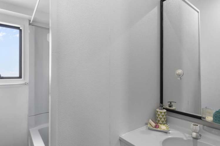 47D Naylor Street Hamilton East_10