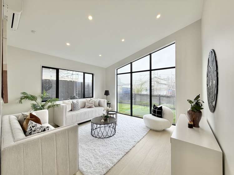 377 Te Taruna Drive Milldale_1