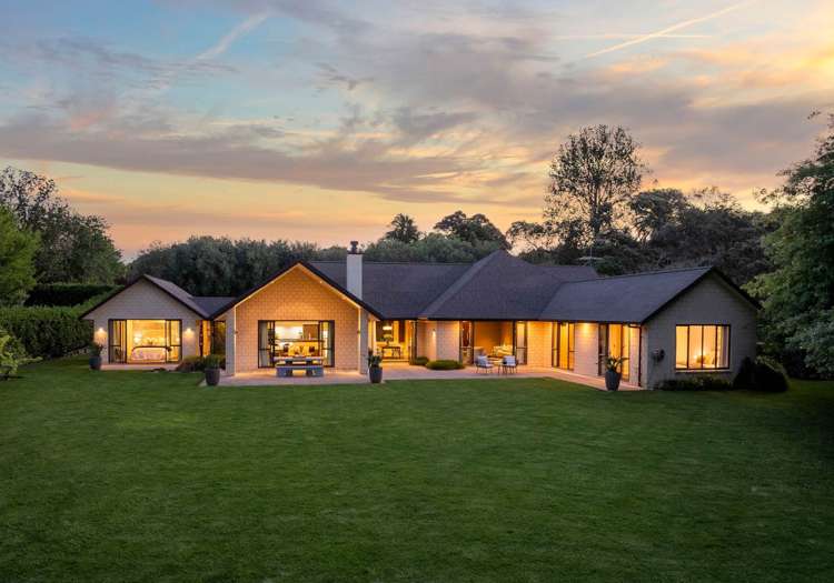 13 Helland Drive Bombay_39