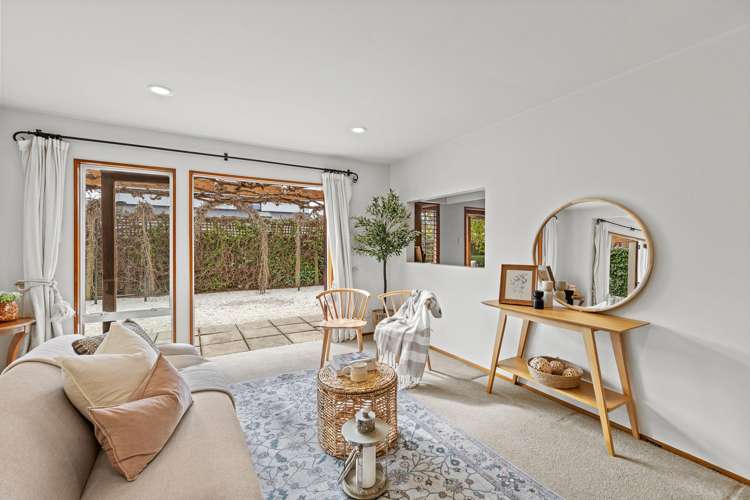 2/151 Idris Road Strowan_5