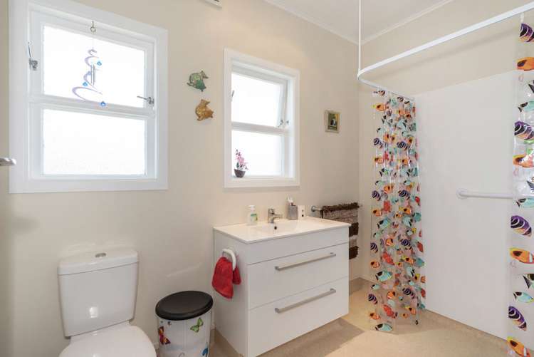 2/71 Rawhiti Road One Tree Hill_10