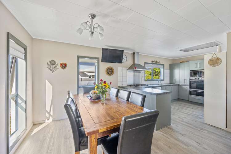 27 Holyrood Street Taradale_2