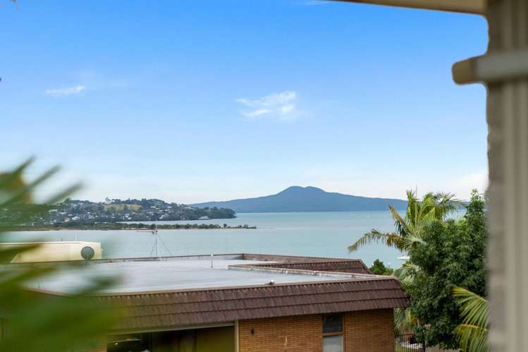 14 Clyside Avenue Half Moon Bay_6