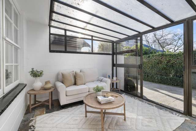 2/36 Tomes Road Saint Albans_1