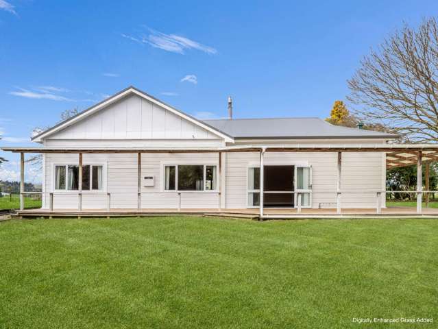 Fantastic Lifestyle Block with Income Potential