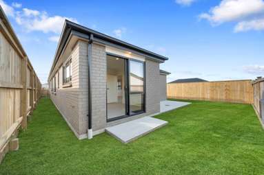 10B Cronshaw Road_4