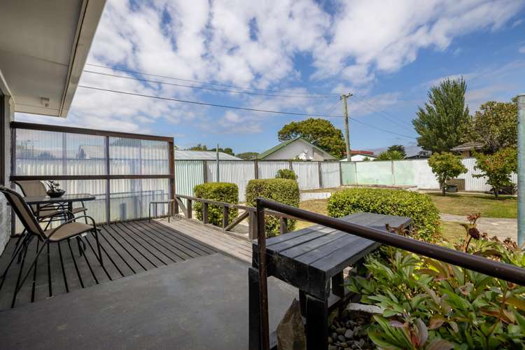 146 Shortland Street Aranui_13