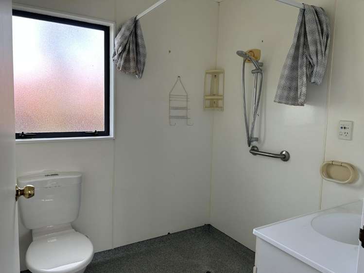 670A Grey Street Hamilton East_5