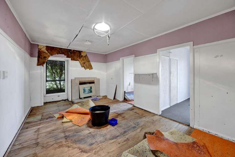 87 Whitcombe Road Opunake_11