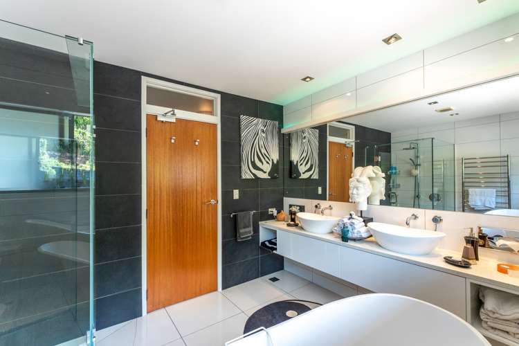 13 Marine View Road Onetangi_7