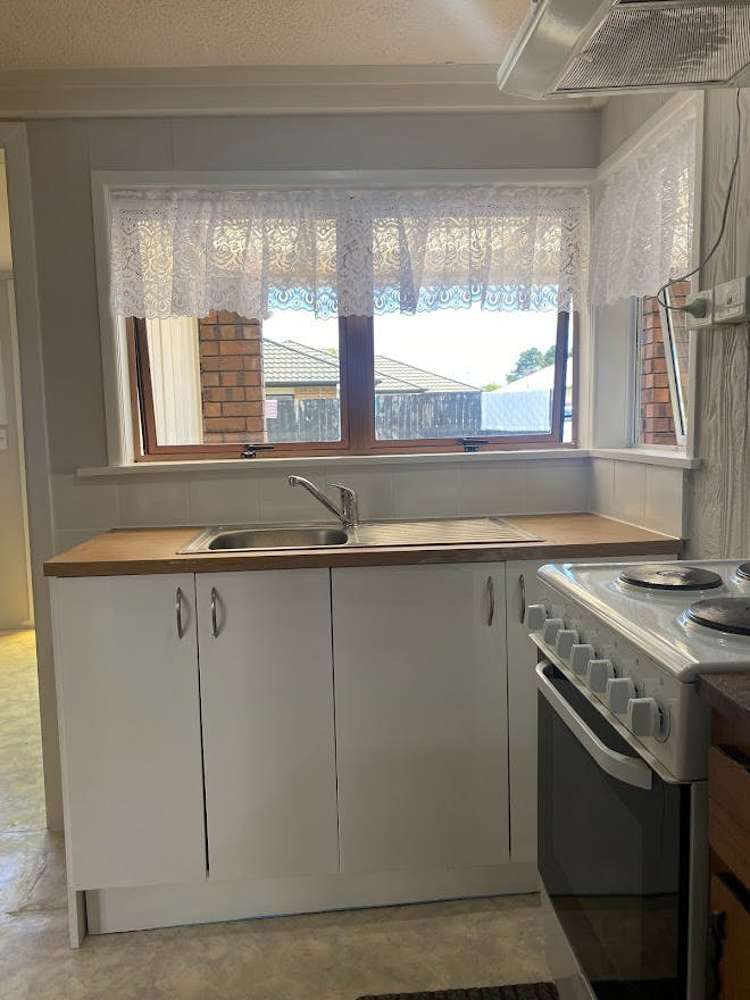 23 Crowther Street Blockhouse Bay_12