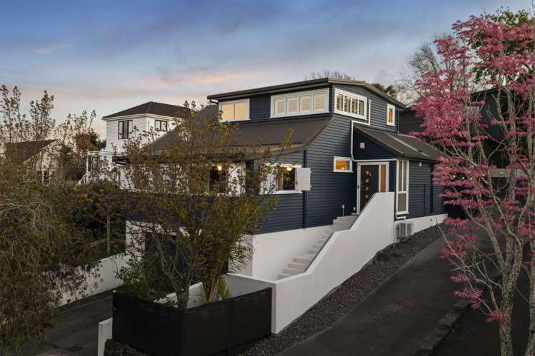 54 Waiohua Road Greenlane_23