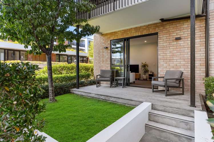 07/77g Hobsonville Point Road Hobsonville_1