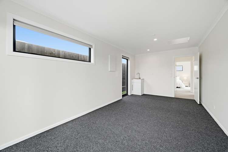 8 Korotere Drive Owhata_16