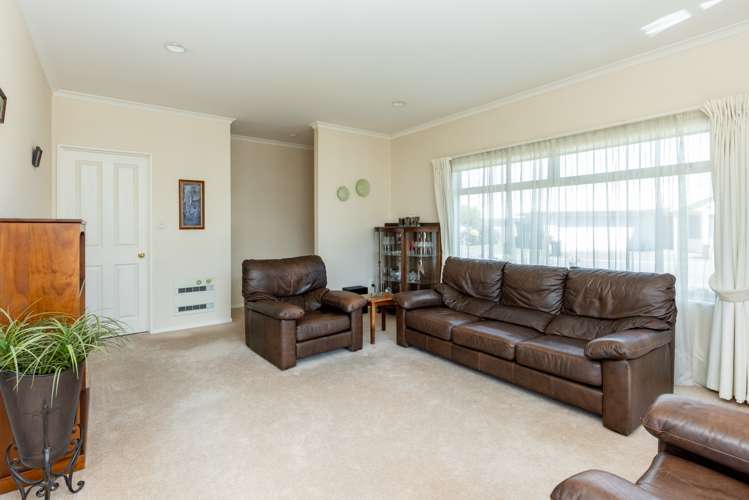 5 Ellerslie Place Taradale_9