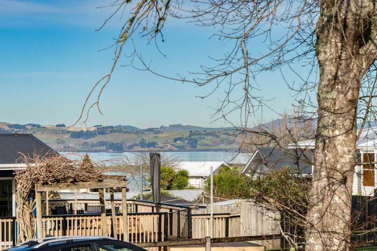 5 Montague Place Onerahi_15