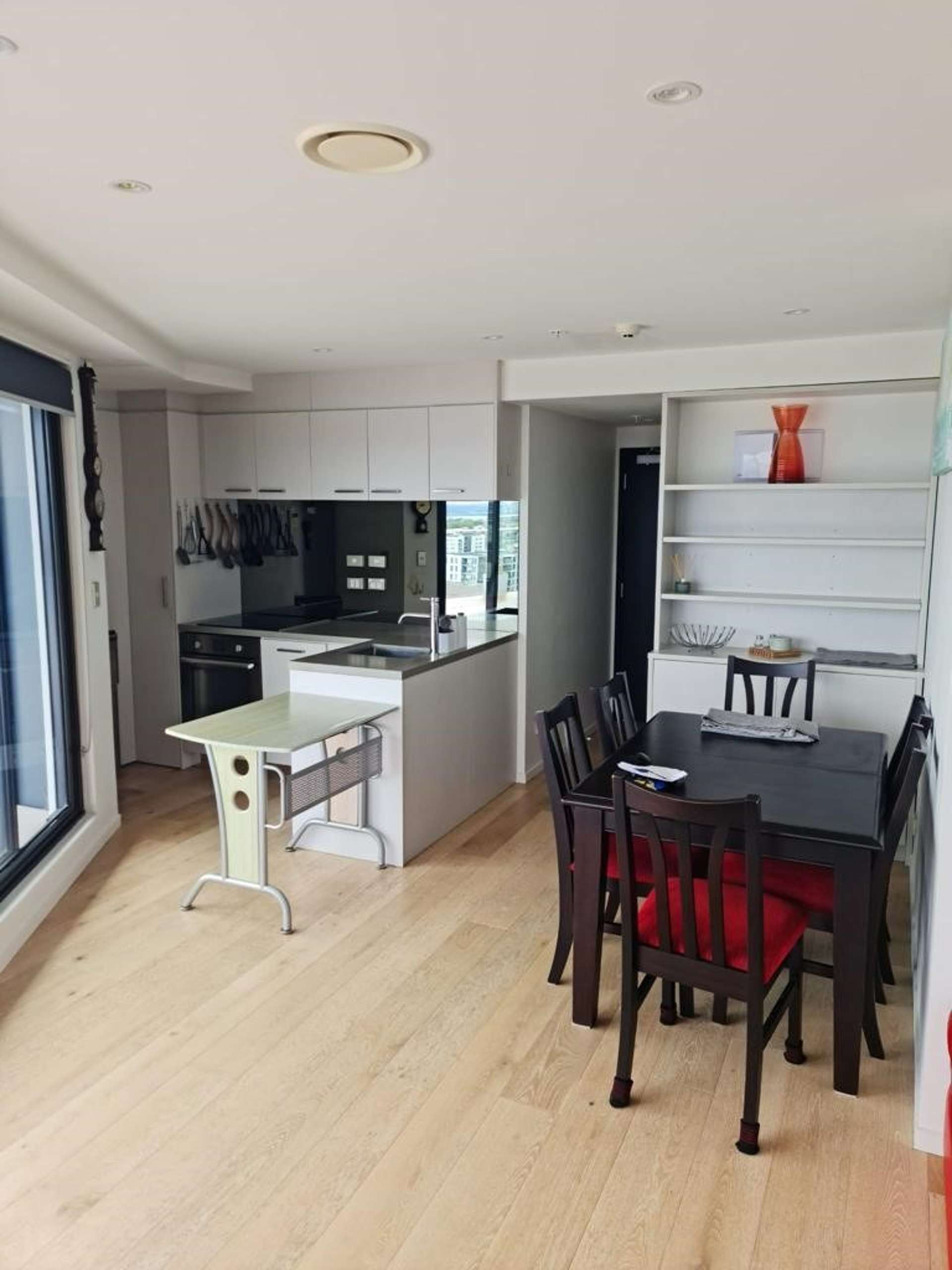 8 Airedale street 10015_0