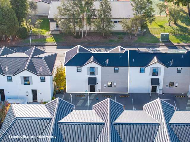 3/135 Silverdale Road Hillcrest_2