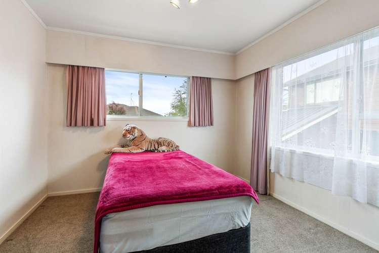 8 Kowhai Road Campbells Bay_30