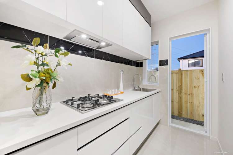 96 Tir Conaill Avenue Flat Bush_8