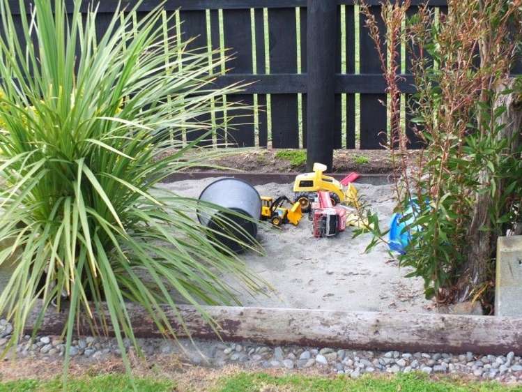 18 Norton Street Foxton Beach_19