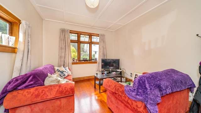 39 Adams Terrace Aro Valley_1