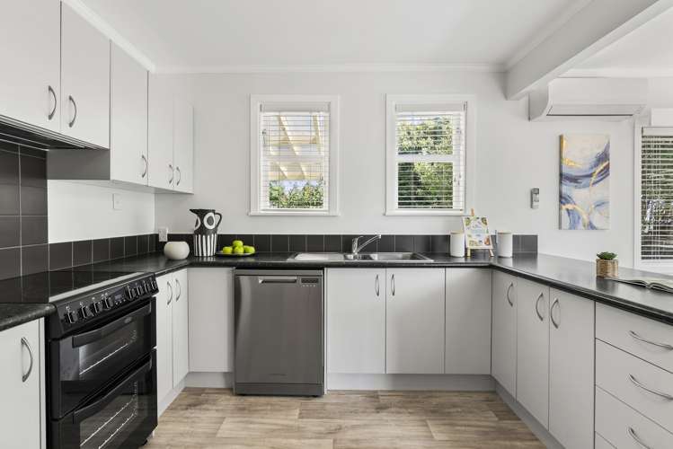 42 Paihia Road Onehunga_14