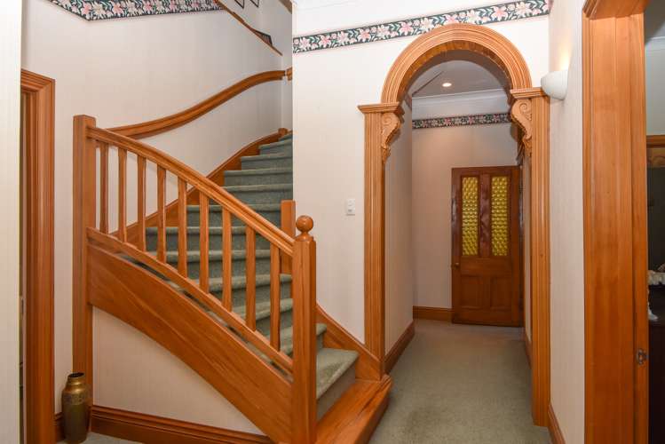 32 Clifton Avenue Carterton_13