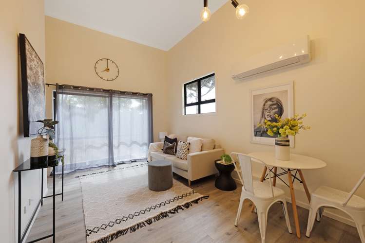 79 Thurleigh Grove Karori_20