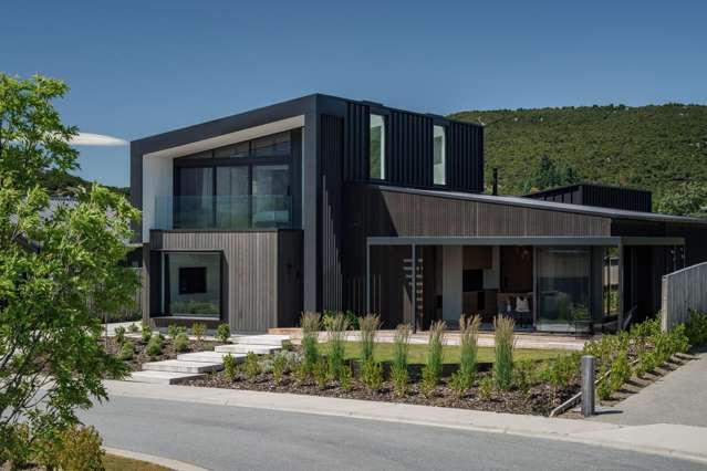 Architectural Style, Wānaka Views