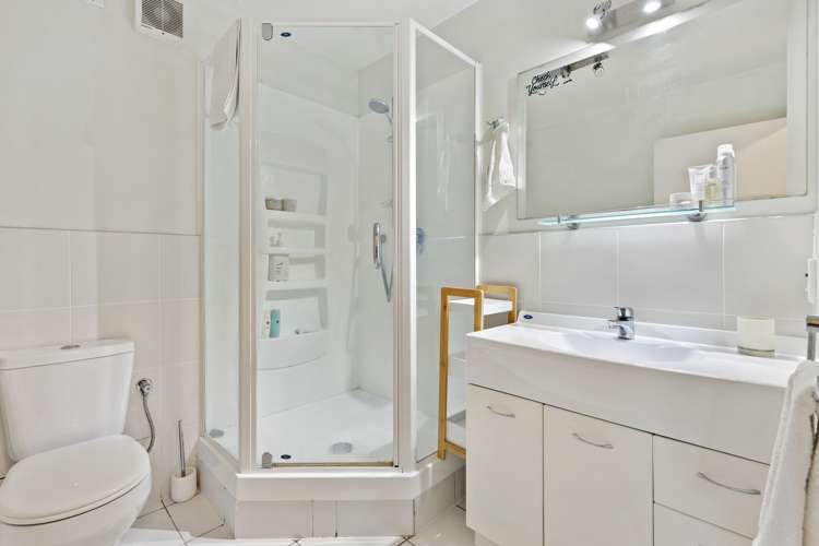 89 Victory Road Laingholm_20