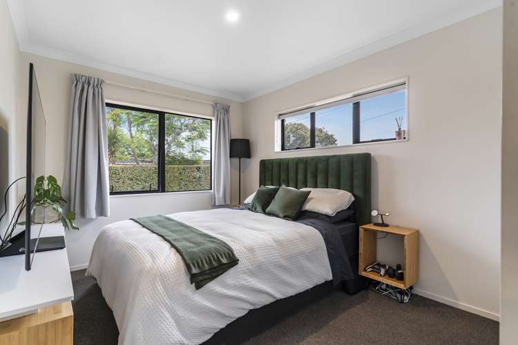 136 Lynwood Road New Lynn_13