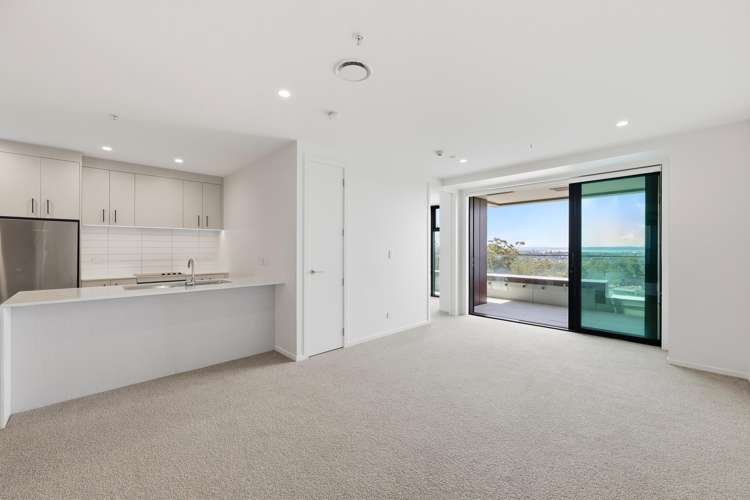 904/8 Waikumete Road Glen Eden_15