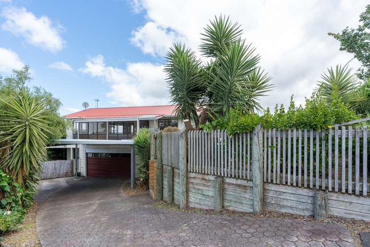 135 Tuhikaramea Road Dinsdale_27