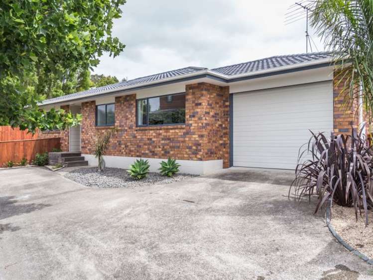 124b Brian Crescent Stanmore Bay_1