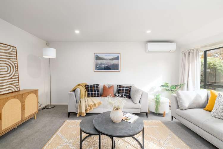 23a Farquhars Road Redwood_3