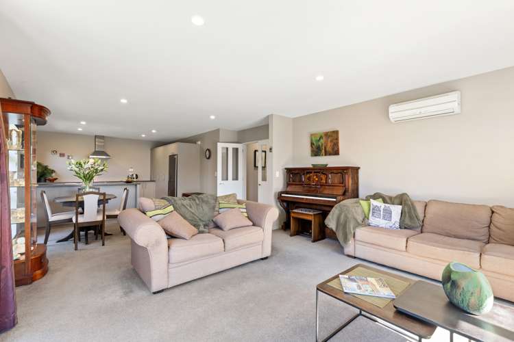 10 The Tors Heathcote Valley_6