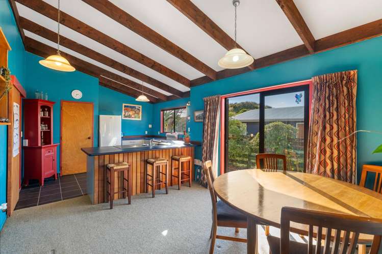 4 Moana Street Otaki Beach_10