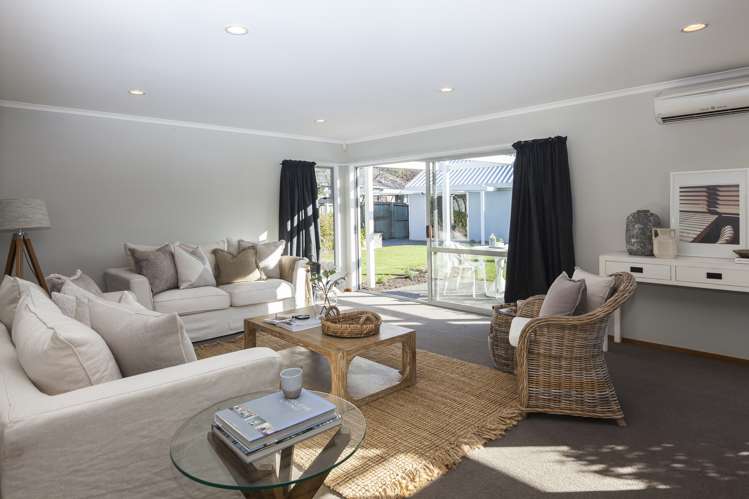 39 Laing Crescent Heathcote Valley_7