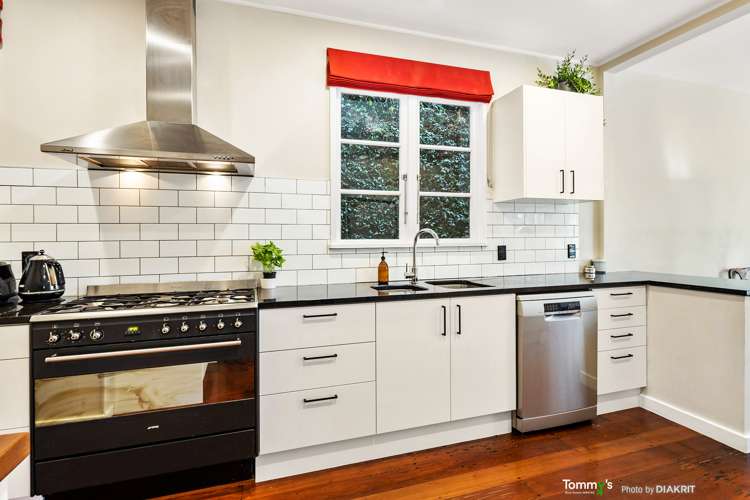 7 Lower Watt Street Wadestown_11