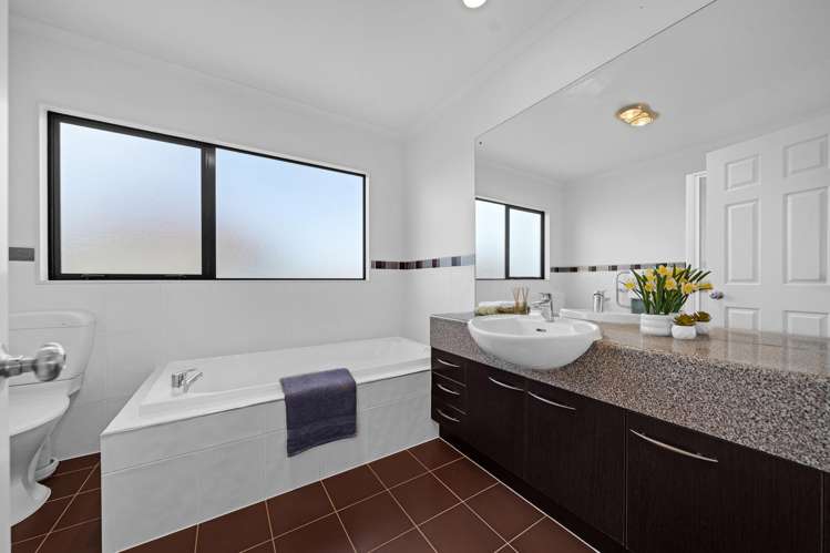 26 Thornbury Crescent East Tamaki Heights_17