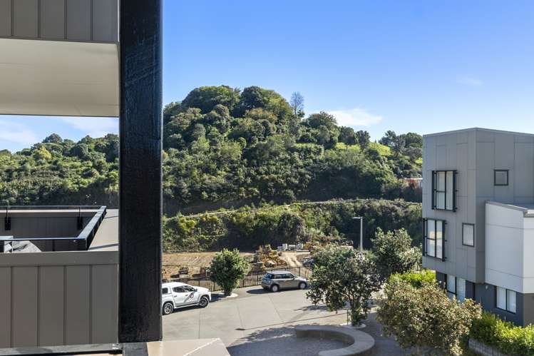 202/1 Kimiora Street Three Kings_6